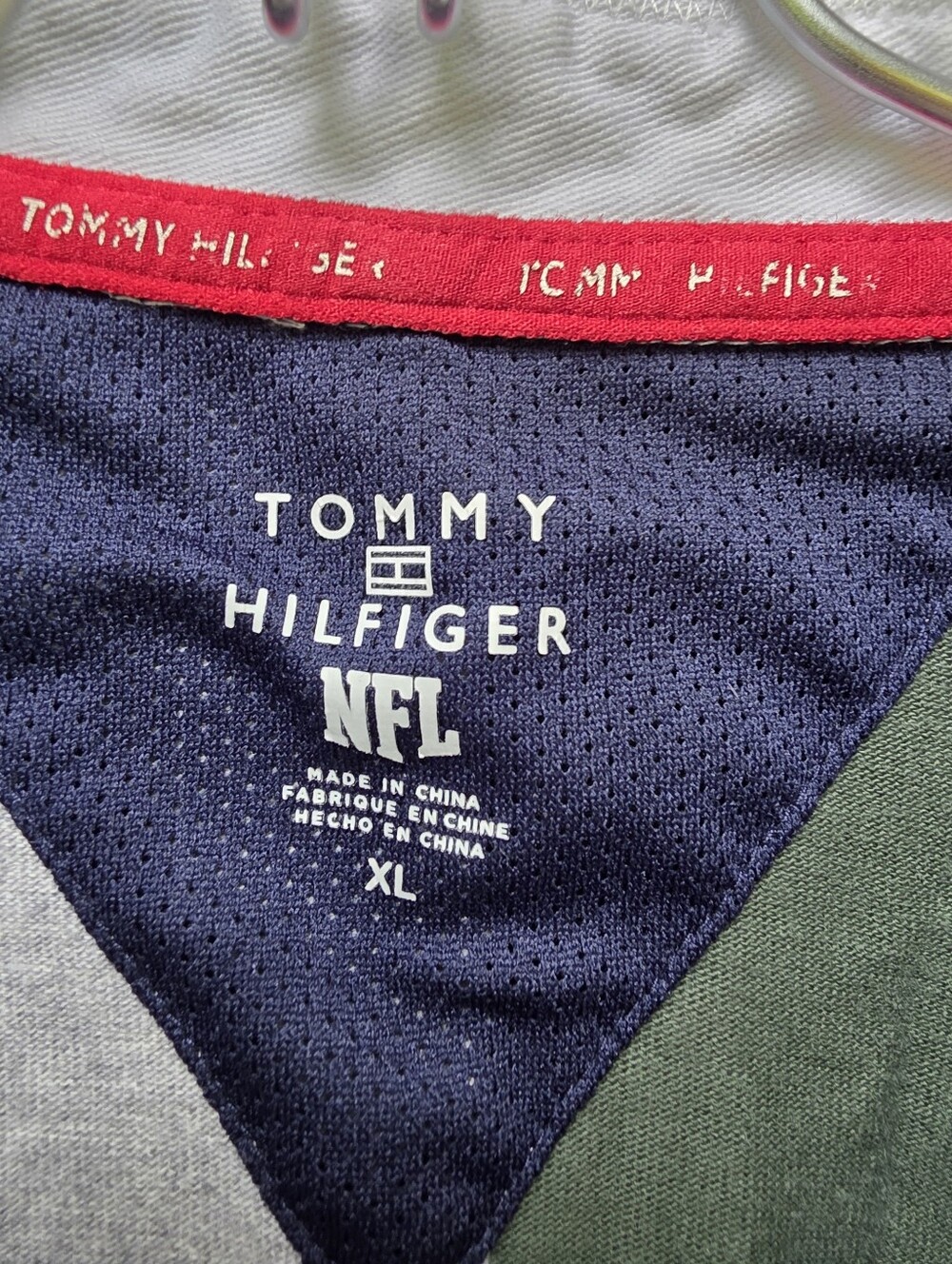 NFL Tommy Hilfiger Packers Rugby Top Green Yellow #LS10 - Picture 2 of 16